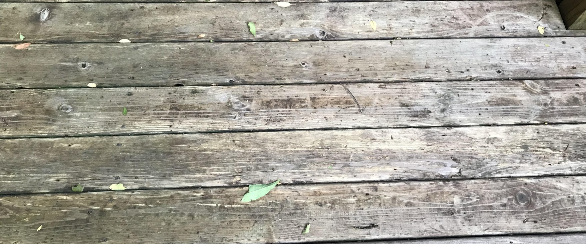 Is 2000 psi enough to strip a deck?