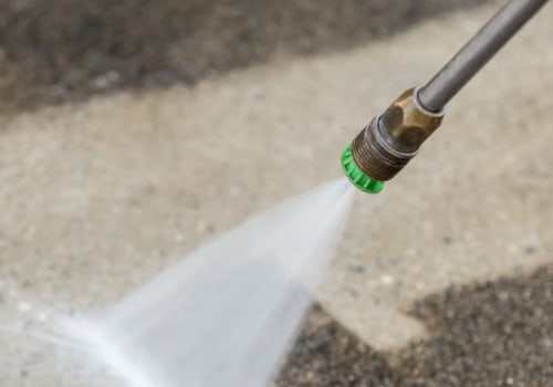 Which Nozzle is the Best Choice for Power Washing Your Deck?